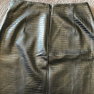 Faux leather mini skirt
